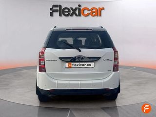 Mahindra XUV 500 AWD (4X4) W10 - 7 plazas