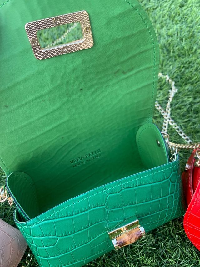 Bolso bandolera verde cocodrilo