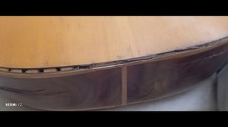 Guitarra clásica antigua