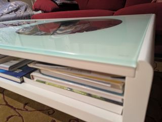 Mesa centro moderna - roja y blanca