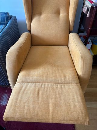 Sillón reclinable levantapersonas naranja
