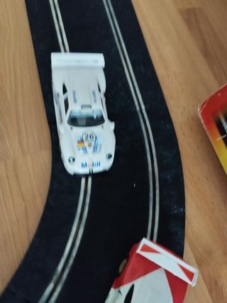 Scalextric Silverstone 1:32