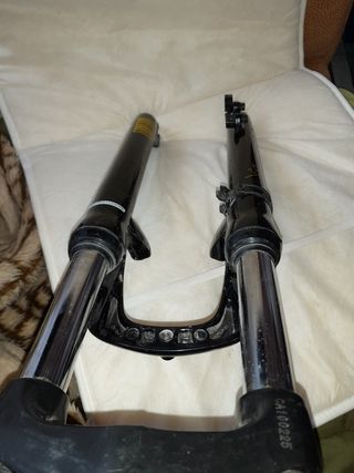 Horquilla SR Suntour XCT