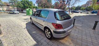 Peugeot 307 2004