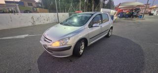 Peugeot 307 2004