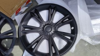 19 Tapacubos Tesla Model 3 - negros