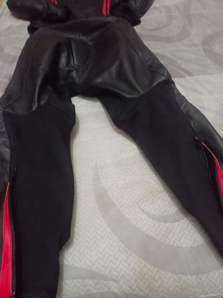 Traje de moto nuevo