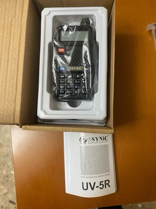 Radio BAOFENG UV-5R+Plus