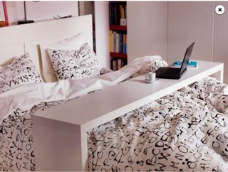 Mesa consola Ikea marrón Malm