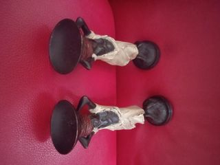 2 figuras bronce mujer africana