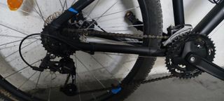 Bicicleta montaña negra