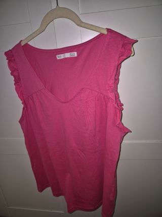 Camiseta de tirantes volante rosa