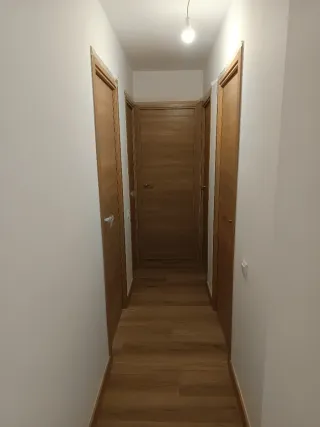 CARPINTERO MONTAJE E INSTALACIÓN PUERTAS