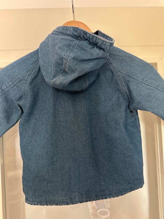 Chaqueta vaquera bebé (2-3 años) Zara más regalo