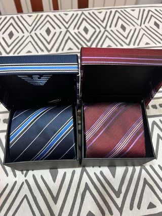 Corbatas gemelos y pajaritas