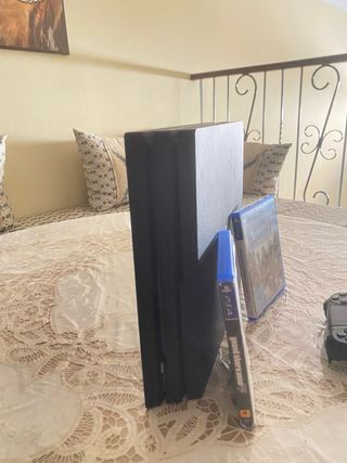 PS4 Pro (PlayStation 4 Pro) 1TB