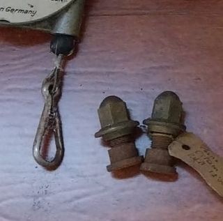 2 Pernos para Citroën clásicos