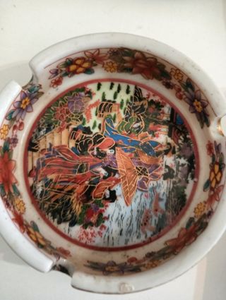 4 cenicero de vandejita de porcelana