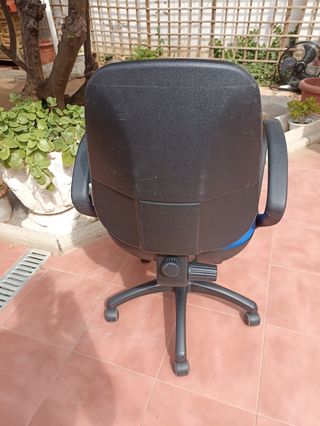 Silla oficina giratoria azul