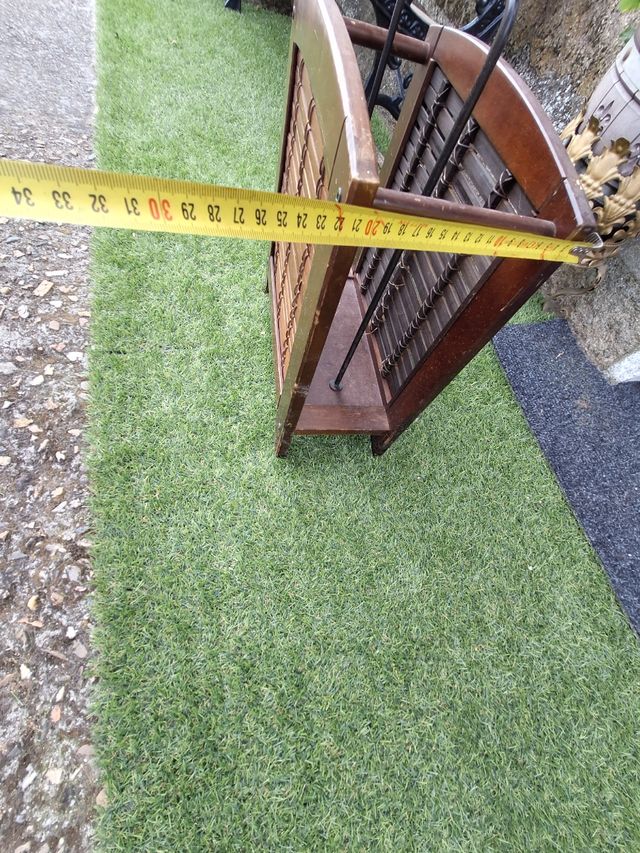 Revistero vintage in bambù e legno