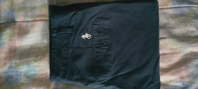 Pantalon corto para hombre.