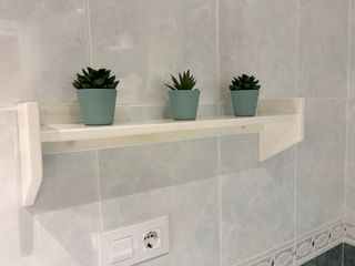 Estanteria blanca - baño