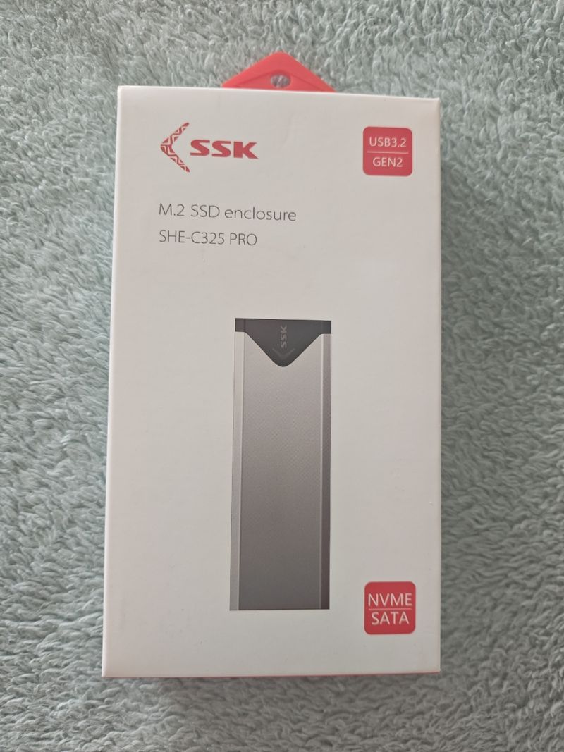 SSK SHE-C325 PRO - Carcasa M.2 NVMe/SATA.Sin usar