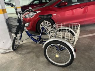 Triciclo adulto, usado