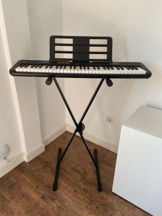 Casio Casiotone CT-S100: Teclado, cable y peana
