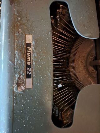 Máquina escribir Olivetti Pluma 22
