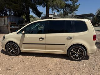 Volkswagen Touran 2016