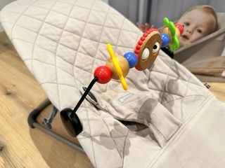 Hamaca Babybjörn Bliss + Juguete