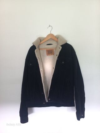 Oferta!!Abrigo de Borreguito Levis Como Nueva 