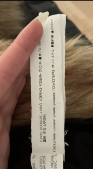 Abrigo pelo sintético beige-marrón