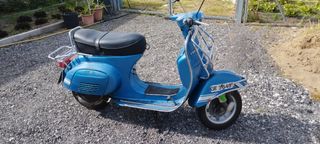 Vespa 125 Primavera Azul