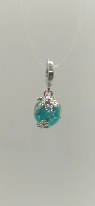 Charm de plata
