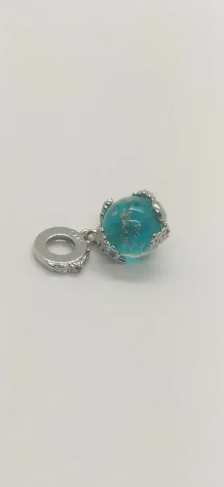 Charm de plata