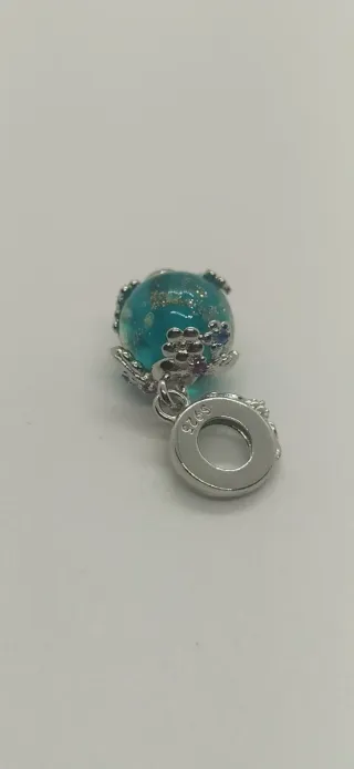 Charm de plata