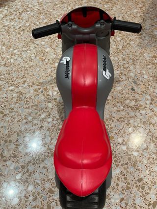 Moto infantil Fever - roja