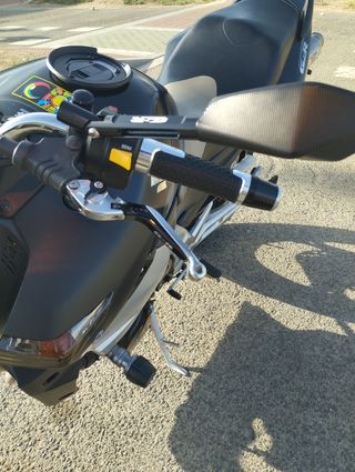 Suzuki GSR 600 