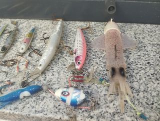 Señuelos de pesca artificiales