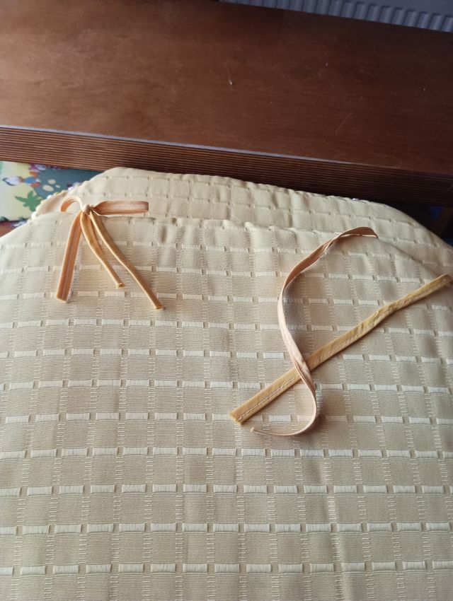 6 Almofadas para cadeiras - Bege/Dourado