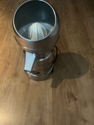 Exprimidor Lomi - Acero inoxidable model 5,