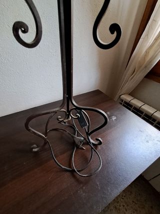 Lampara de sobremesa forja