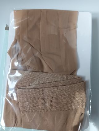 Medias Ysabel Mora reductoras beige talla L Nuevo