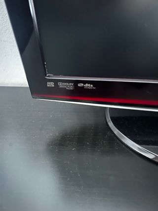 TV Samsung 22" negra