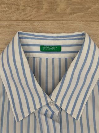Camisa Benetton rayas azul y blanco