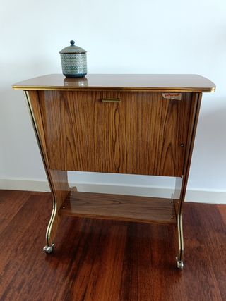 Mesa Bar Pitarch Vintage