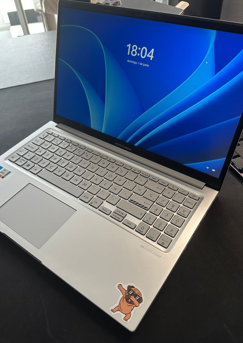 Portátil Asus Vivobook 15 Core i5 1235U 16Gb 500Gb