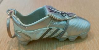 BOTA DE FUTBOL DE BECKHAM FIRMADA POR EL 